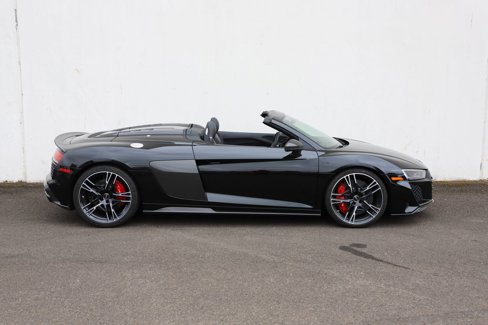 Used 2023 Audi R8 V10 performance image 3