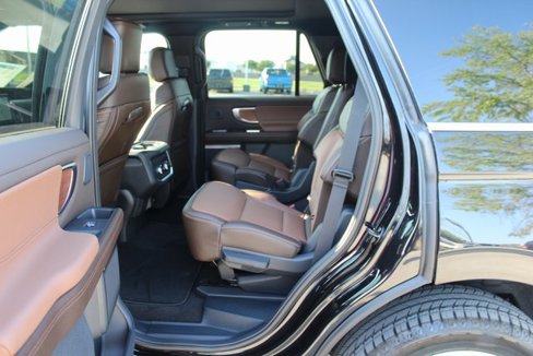 New 2025 Ford Expedition King Ranch image 9
