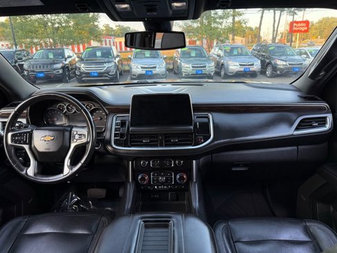 Used 2021 Chevrolet Suburban LT image 15