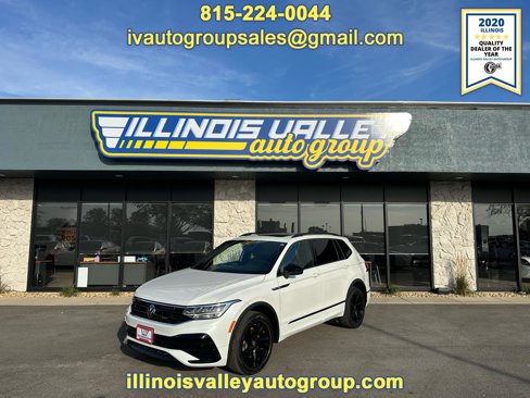 Used 2023 Volkswagen Tiguan SE R-Line image 1