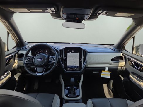 Certified 2025 Subaru Forester Limited image 2