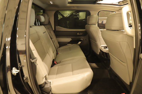Used 2024 Toyota Tundra Limited image 10
