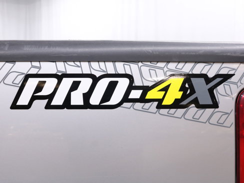 Used 2018 Nissan Frontier PRO-4X image 55
