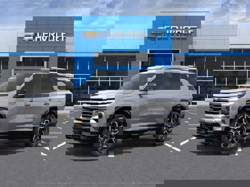 New 2026 Chevrolet Traverse High Country w/ LPO, Floor Liner Package image 2