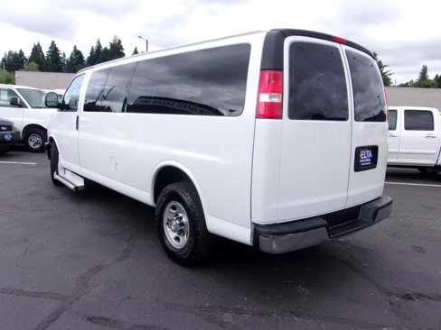 Used 2016 Chevrolet Express 3500 LT w/ LT Preferred Equipment Group image 6