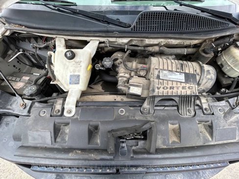 Used 2017 Chevrolet Express 3500 Extended image 10
