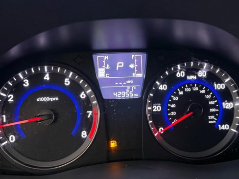 Used 2016 Hyundai Accent SE image 13
