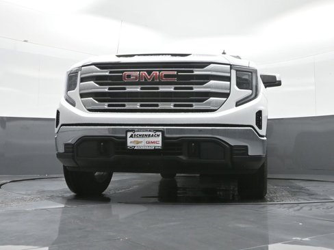 New 2025 GMC Sierra 1500 SLE image 21