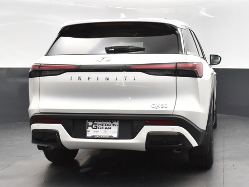 Certified 2025 INFINITI QX60 Pure image 7