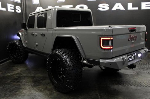 Used 2023 Jeep Gladiator Rubicon w/ Trailer Tow Package image 13