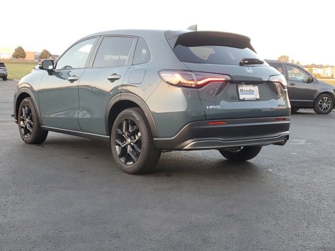 Used 2025 Honda HR-V Sport image 3