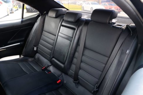 Used 2019 Lexus IS 300 F Sport image 8