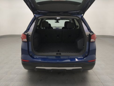 Used 2023 Chevrolet Equinox LT w/ LPO, Floor Liner Package image 29