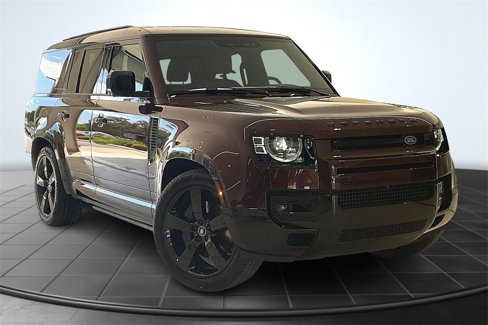 New 2025 Land Rover Defender 130 X-Dynamic SE image 1