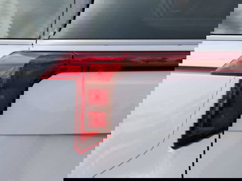 New 2026 Kia Carnival SX image 11