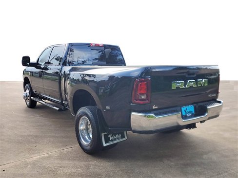 New 2026 RAM 3500 Tradesman image 3