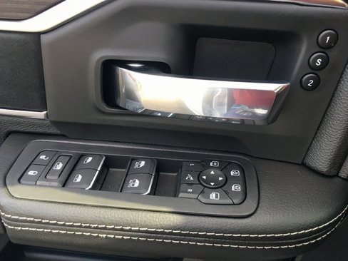 New 2026 RAM 2500 Laramie image 25