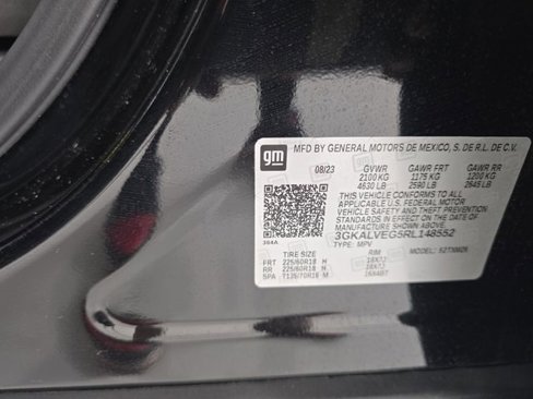 Used 2024 GMC Terrain SLT image 4