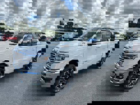 New 2026 RAM 1500 Laramie image 8