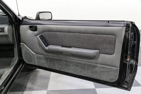 Used 1989 Ford Mustang LX image 19