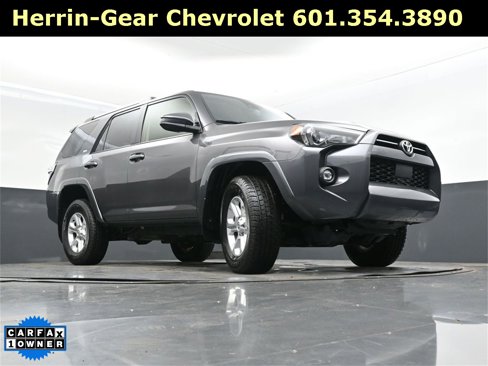 Used 2023 Toyota 4Runner SR5 image 41