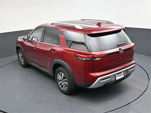 Used 2022 Nissan Pathfinder SL w/ SL Black Package image 29