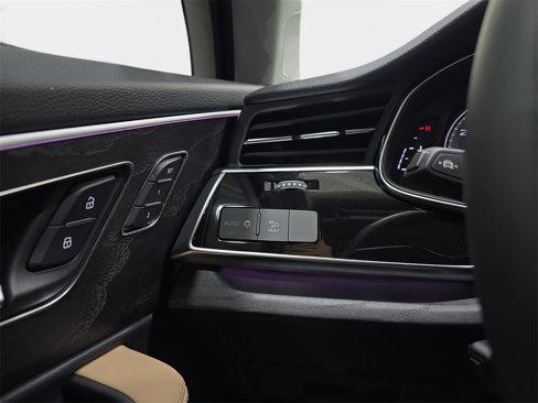 New 2025 Audi Q7 3.0T Premium Plus image 26