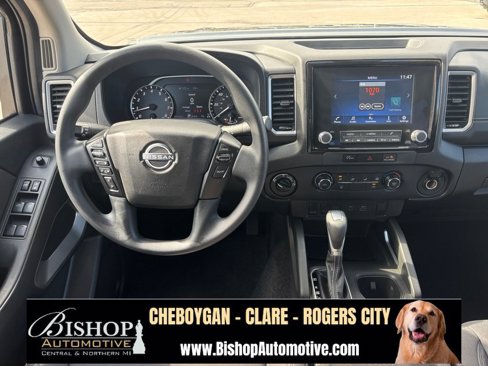 Used 2024 Nissan Frontier SV image 25