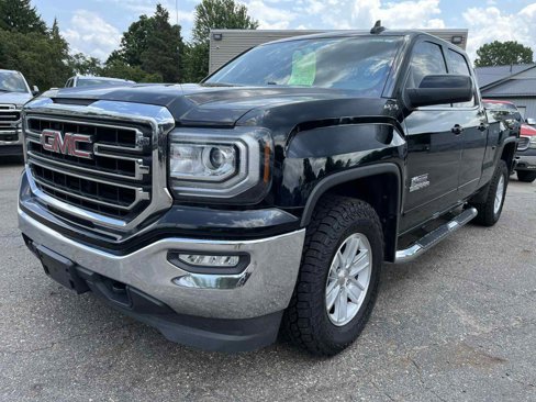 Used 2017 GMC Sierra 1500 SLE image 2