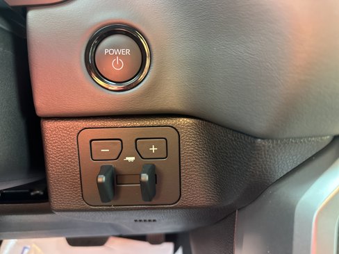 New 2025 Toyota Sequoia Platinum image 13