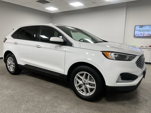 Used 2024 Ford Edge SEL image 14