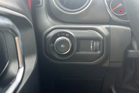 Used 2023 Jeep Wrangler Willys image 13