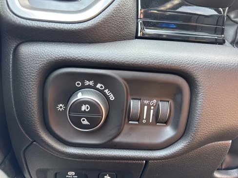 New 2026 RAM 1500 Laramie w/ Night Edition image 28