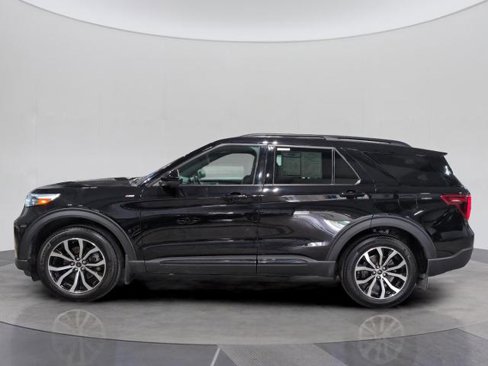 Certified 2023 Ford Explorer ST-Line w/ Class IV Trailer Tow Package image 2