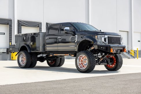Used 2022 Ford F350 XLT w/ XLT Premium Package image 8