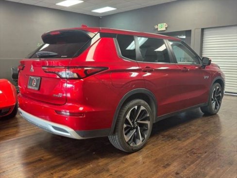 Used 2023 Mitsubishi Outlander SE image 4