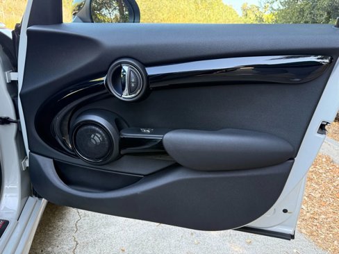 Used 2019 MINI Cooper S w/ Premium Package image 59