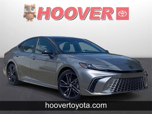 Used 2025 Toyota Camry XSE image 1
