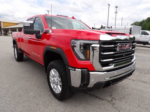 Used 2024 GMC Sierra 2500 SLT w/ SLT Premium Package image 11