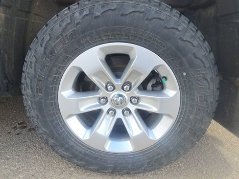 Used 2021 RAM 1500 Laramie image 9