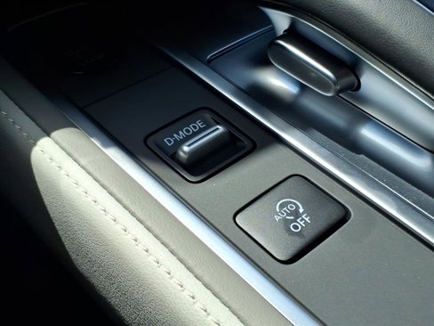 New 2026 INFINITI QX60 Luxe image 16