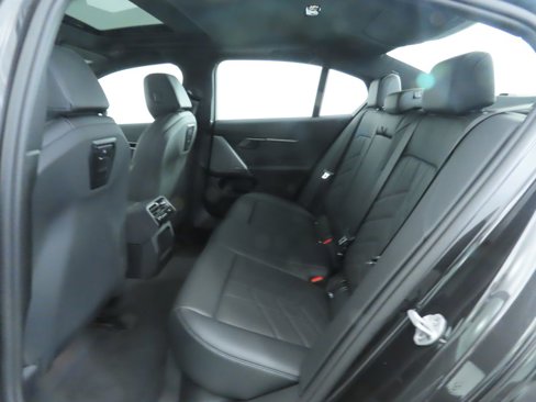 Used 2025 BMW 530i w/ Premium Package image 23