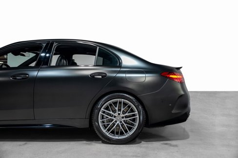 Used 2024 Mercedes-Benz C 63 AMG S image 32