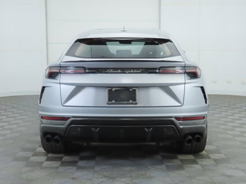 Used 2020 Lamborghini Urus image 6