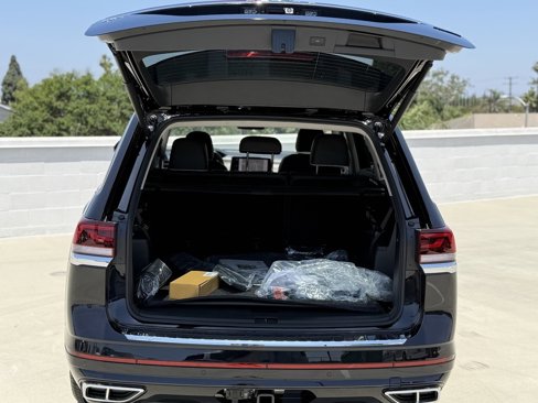 New 2025 Volkswagen Atlas SEL Premium R-Line image 13