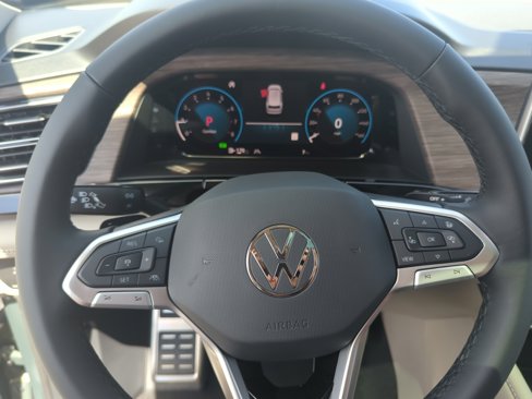 New 2026 Volkswagen Atlas SEL Premium R-Line image 9
