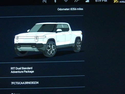 Used 2024 Rivian R1T Adventure image 14