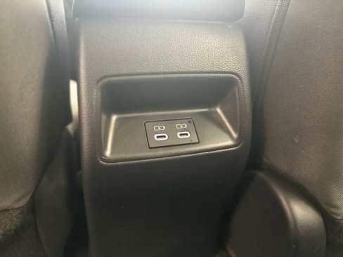 Used 2024 Toyota Corolla LE image 29