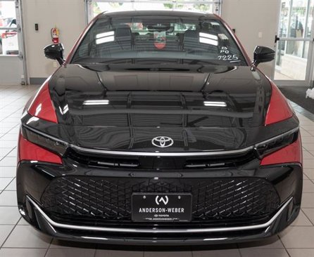 New 2026 Toyota Crown Platinum image 3