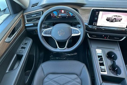 New 2026 Volkswagen Atlas SE image 14
